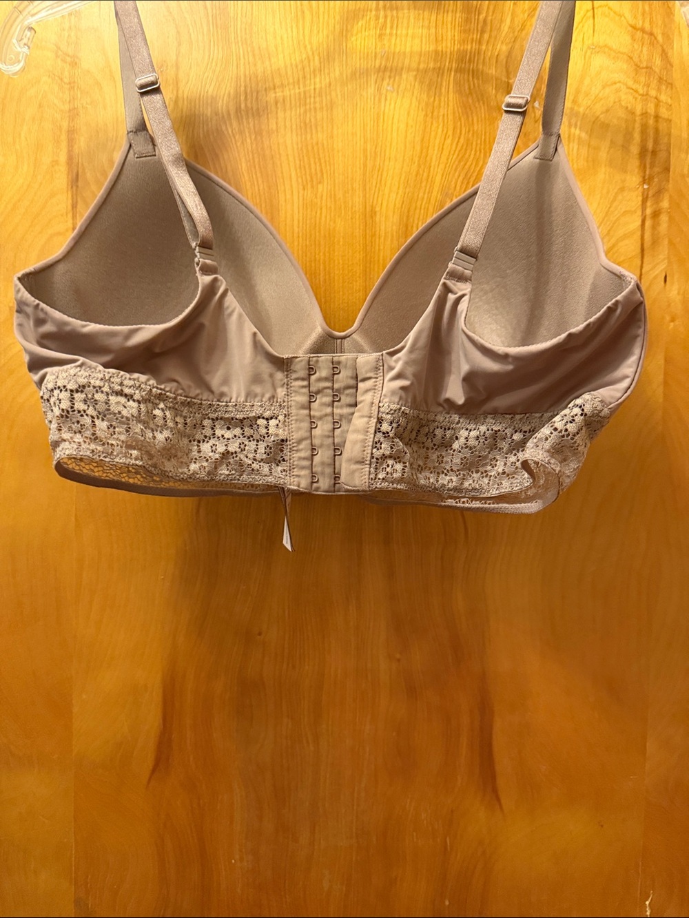 Victoria's Secret Smooth Lace-Trim Wireless Bra - Light Taupe - Picture 2 of 4